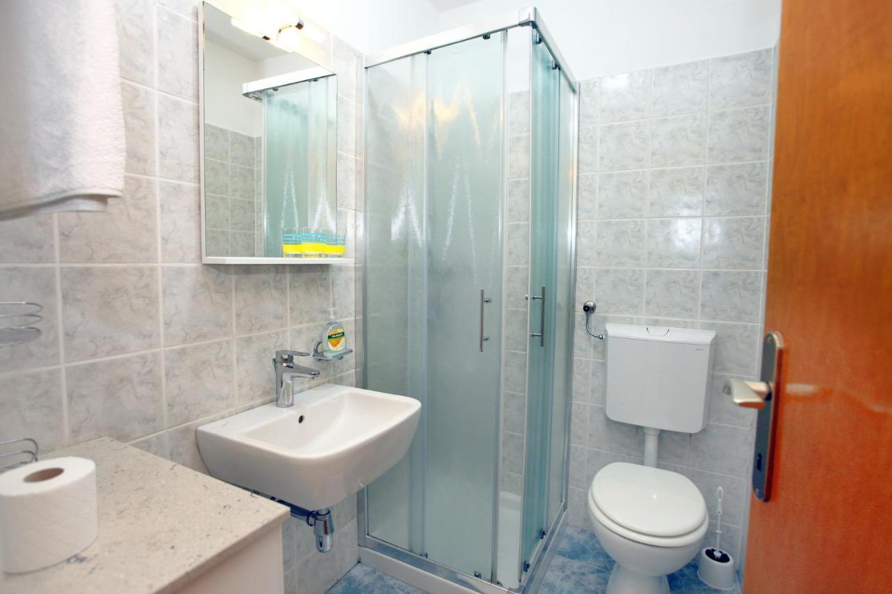 Dino Studio And Room Apartments Portorož Extérieur photo
