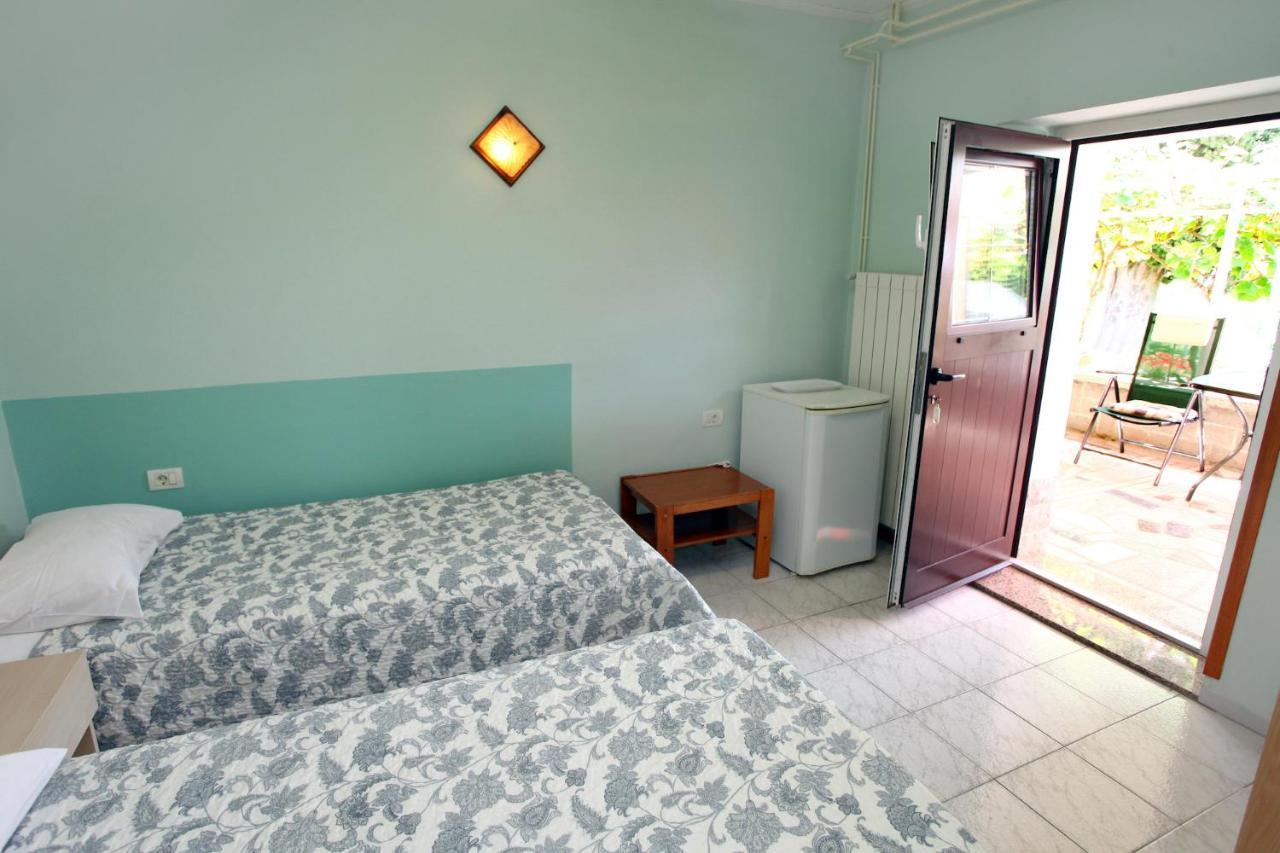Dino Studio And Room Apartments Portorož Extérieur photo