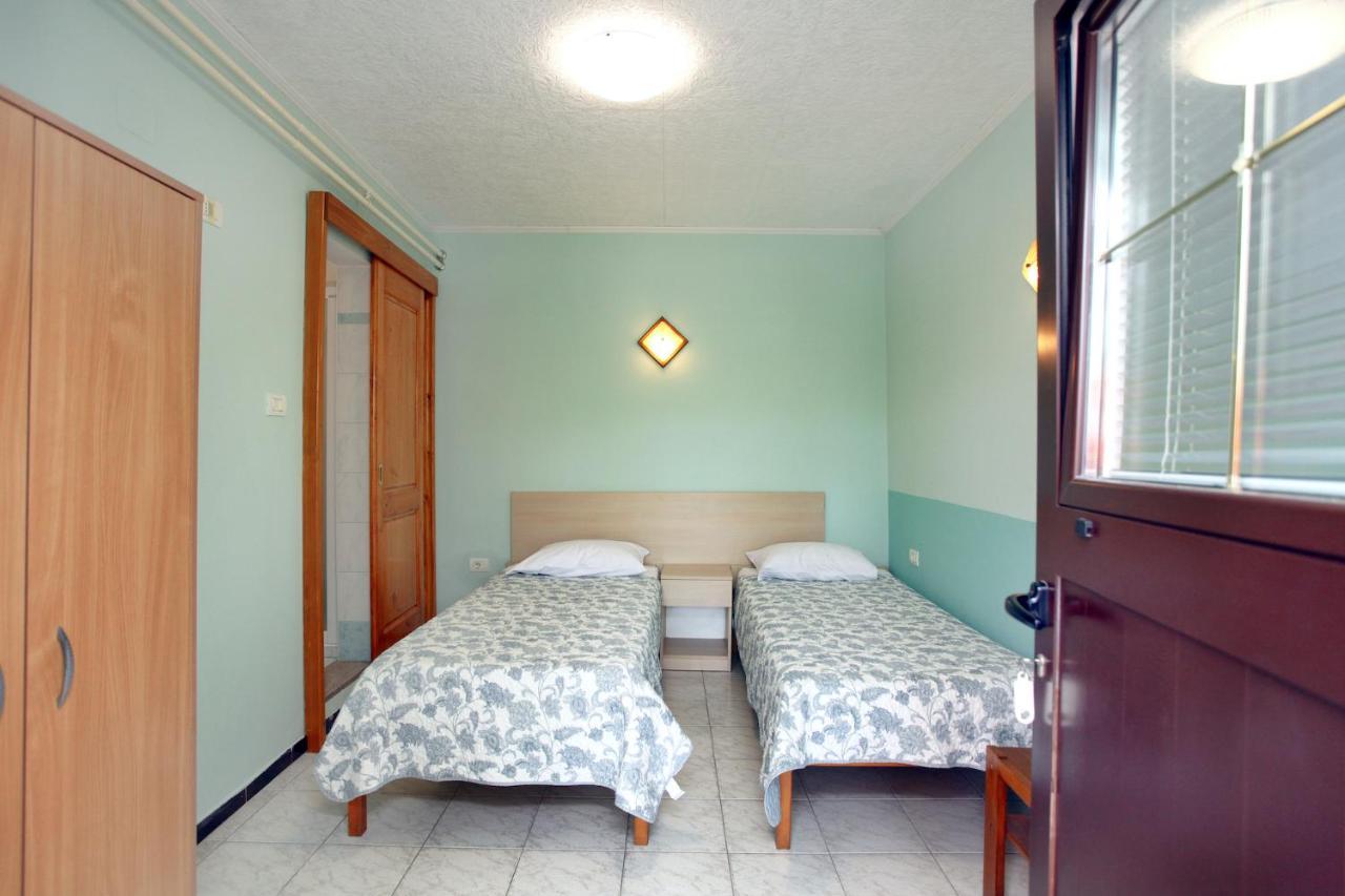 Dino Studio And Room Apartments Portorož Extérieur photo