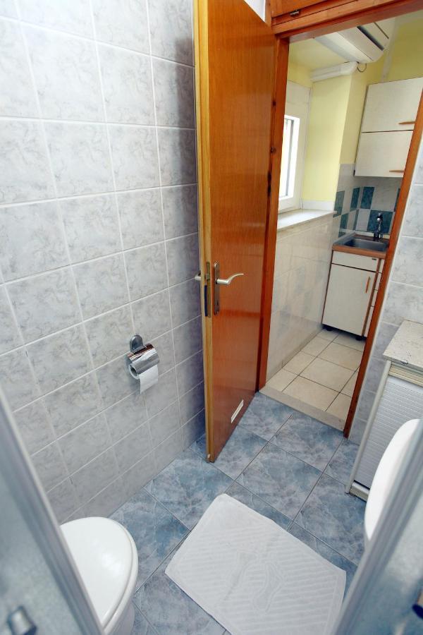 Dino Studio And Room Apartments Portorož Extérieur photo