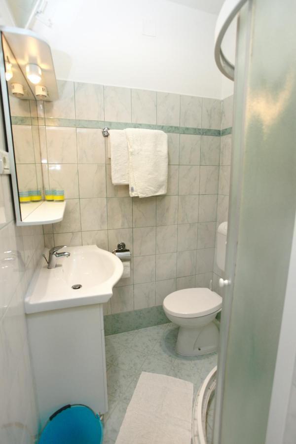 Dino Studio And Room Apartments Portorož Extérieur photo